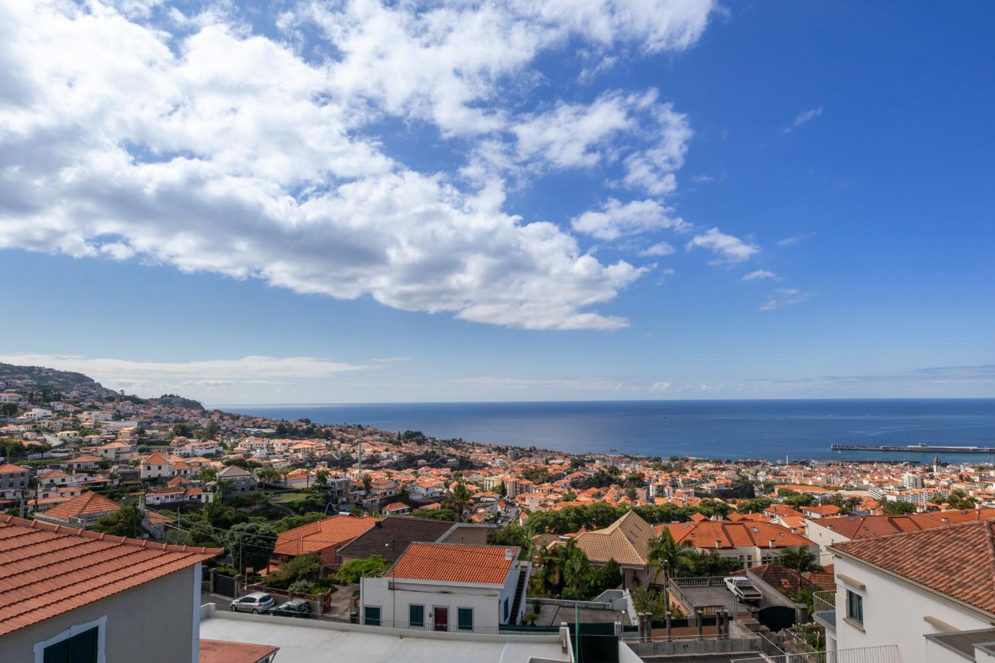 Atlantico Azul Apartment Funchal  Exterior photo